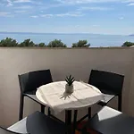 아파트 Apartments Villa More