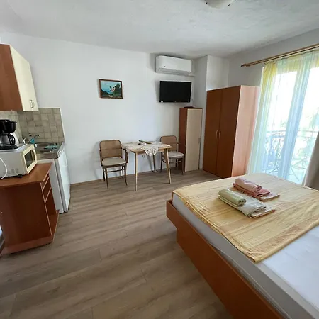 Apartments Villa More Apartment *