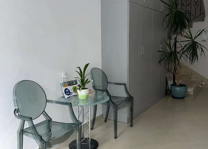 公寓 Apartments Villa More *