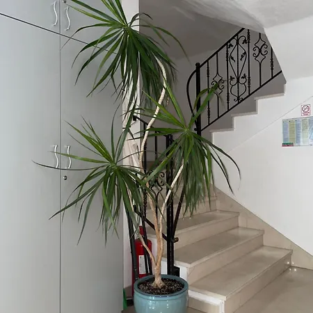 Apartments Villa More Appartamento Makarska