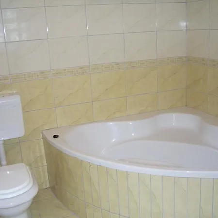 Apartments Villa More Appartamento Makarska
