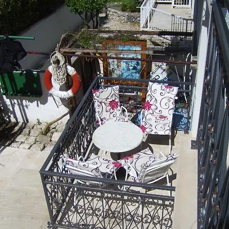 Apartments Villa More