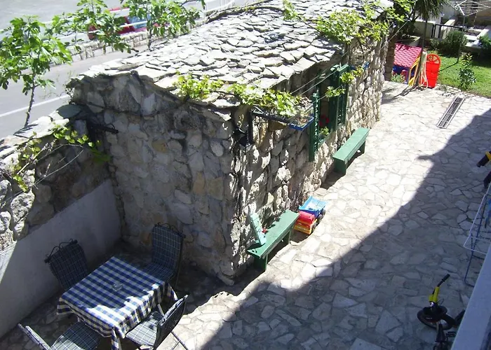 Apartments Villa More * ماكارسكا